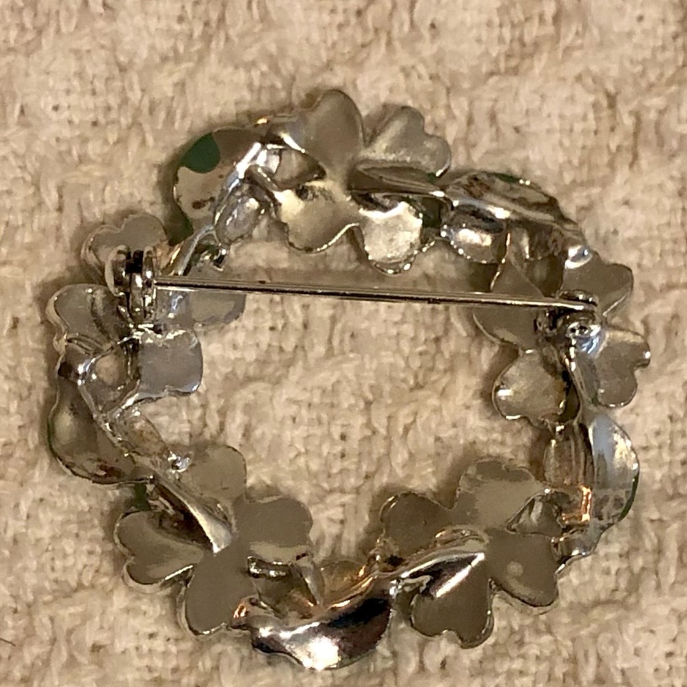 Vintage Dogwood Blossom Wreath Brooch Green, White, Gold tone Accents - Picture 2 of 2